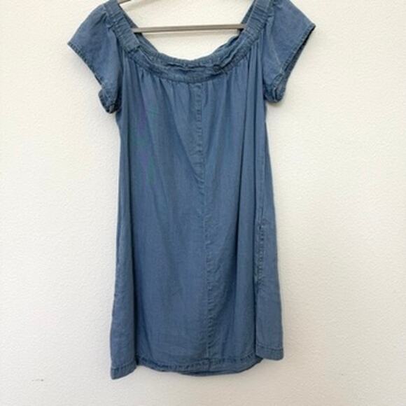 KUT Chambray Off Shoulder Dress Blue Tencel Size 6 Pockets Casual Summer - Picture 6 of 7